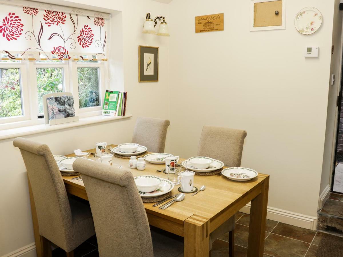 מאץ' וונלוק Wash House Cottage מראה חיצוני תמונה
